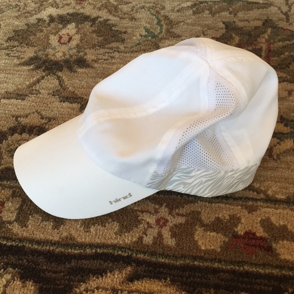 Hind running hat